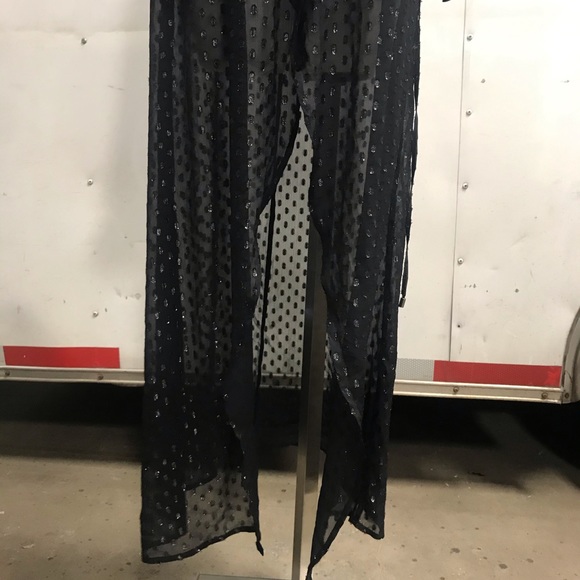 Chelsea28 Metallic Clip Dot Long Sleeve Maxi Dress - Picture 4 of 8